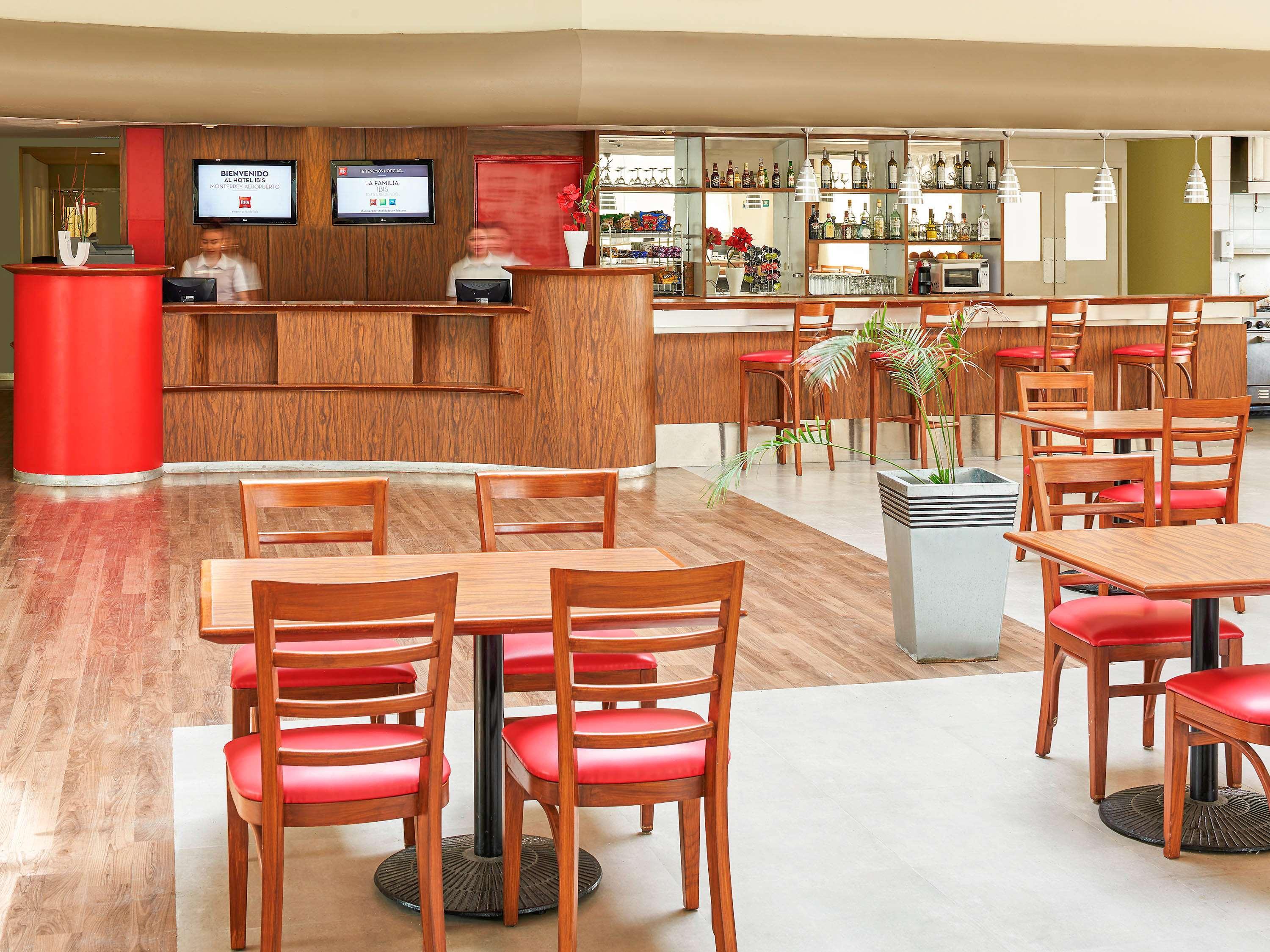 Ibis Monterrey Aeropuerto Hotel Apodaca Bagian luar foto