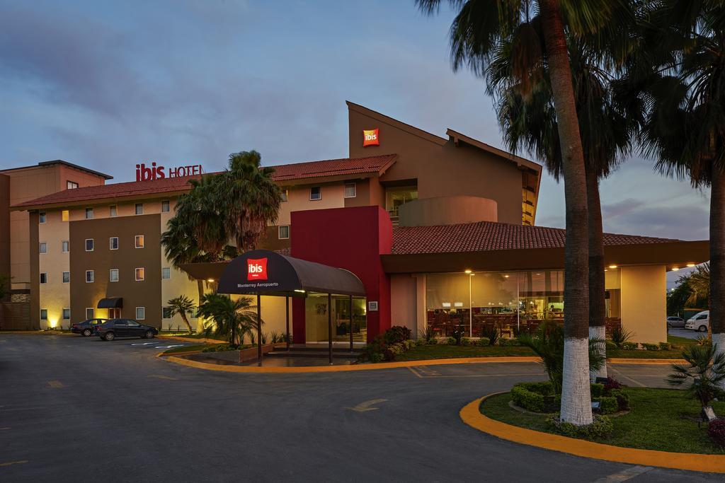 Ibis Monterrey Aeropuerto Hotel Apodaca Bagian luar foto